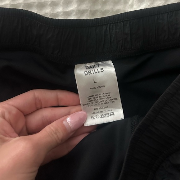 Daily Drills Men’s Shorts - Picture 3 of 4